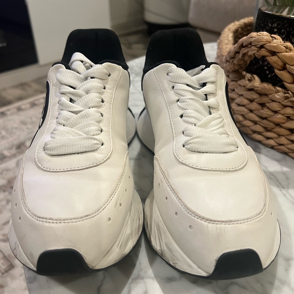 Alexander McQueen
Worn only a few times 
Seal Logo Low-Top Runner Sneakers - Picture 3 of 7